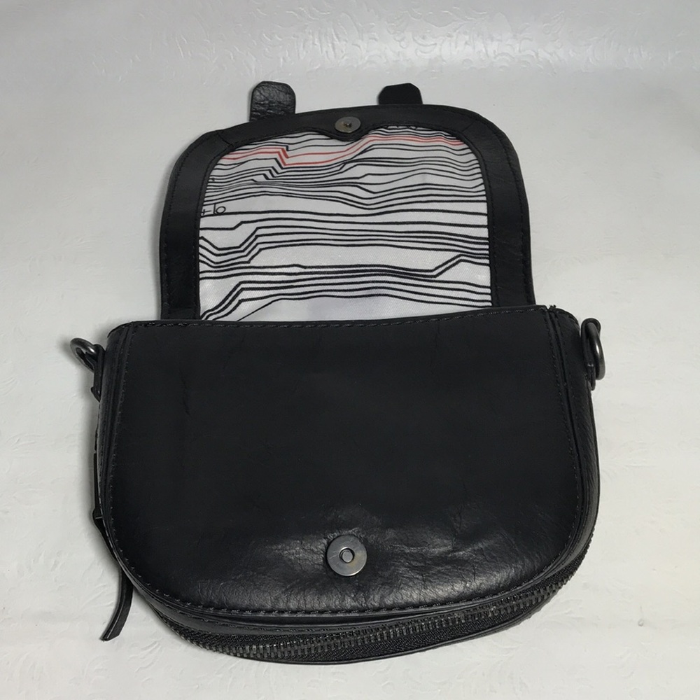 SHE + LO Black Leather Color Studded Small Purse Crossbody Purse Bag - Picture 6 of 10